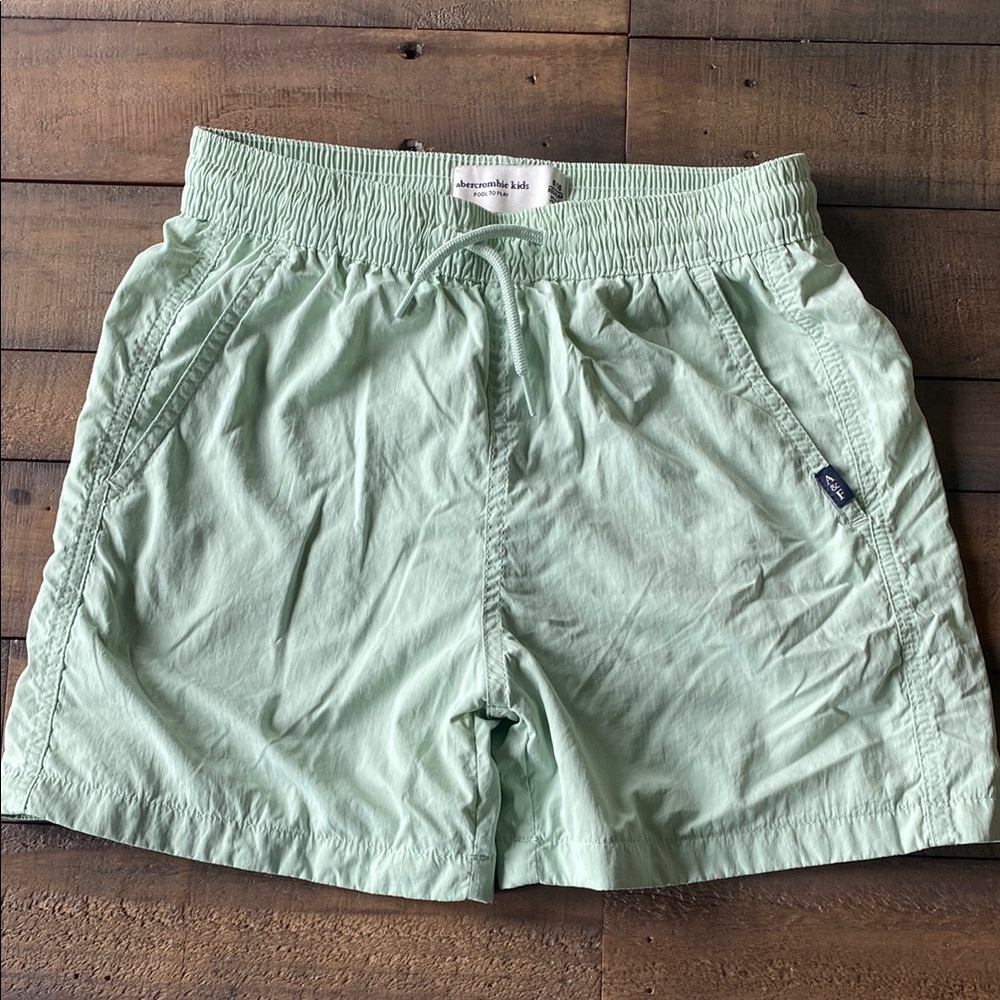 Abercrombie Kids Pool to Play Green Shorts Elastic Waistband Lightweight